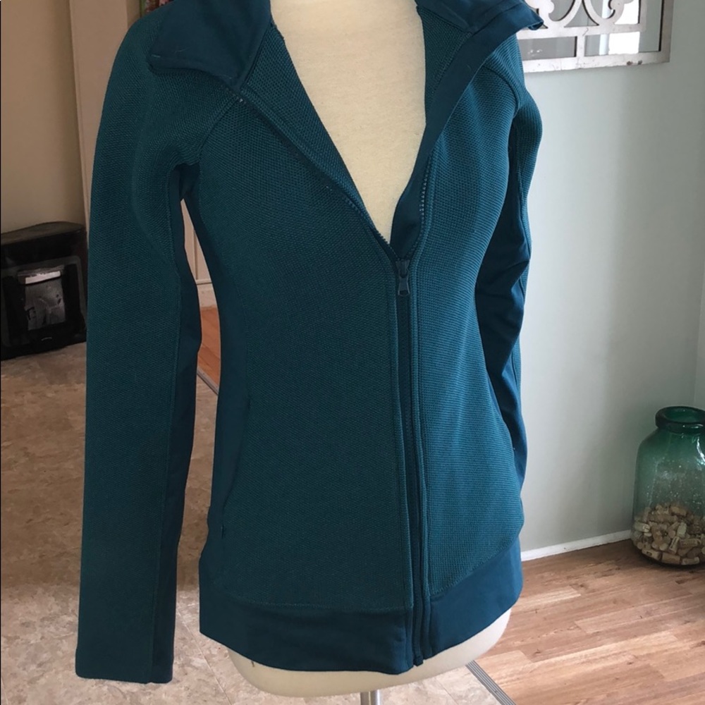 Underarmour zip up